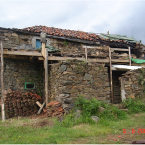 A nice shot of the building prior to the removal of the original decrepit roof.